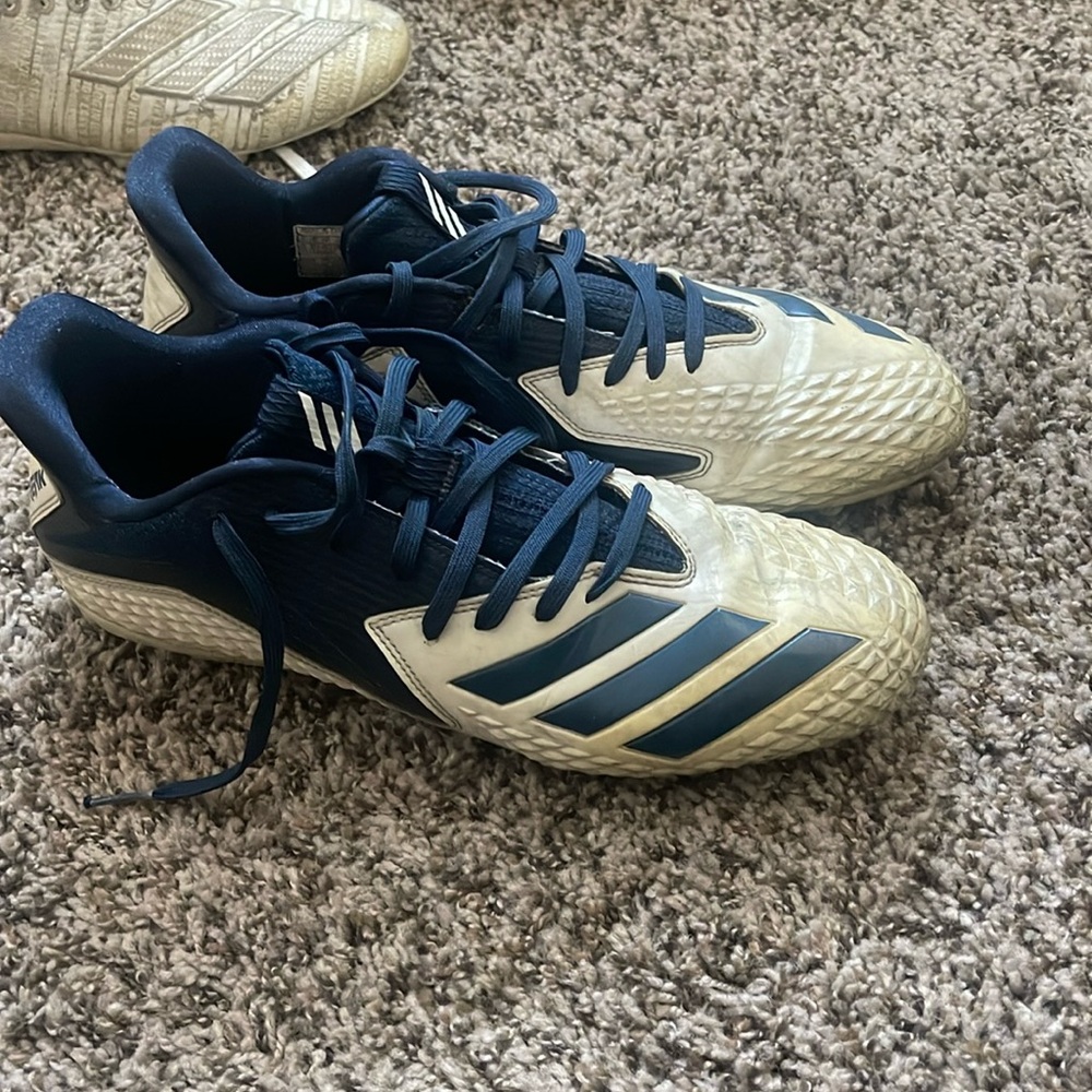 Football cleats